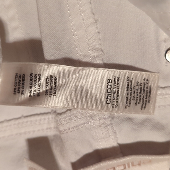 Chico's Shorts - Picture 4 of 4